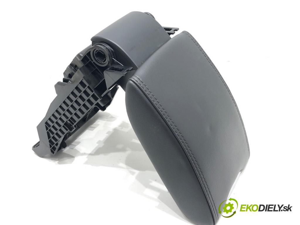 VOLVO XC60 I SUV (156) 2008 - 2017    D5 AWD 158 kW [215 KM] olej napędowy 2011 - 2015  Lakťová opierka  (Lakťové opierky)