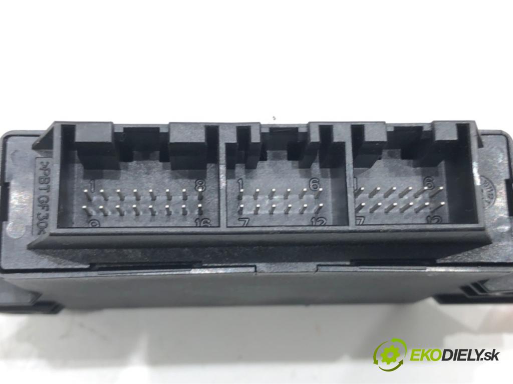 VOLVO XC60 I SUV (156) 2008 - 2017    D5 AWD 158 kW [215 KM] olej napędowy 2011 - 2015  Modul PDC 31314152 (Ostatné)