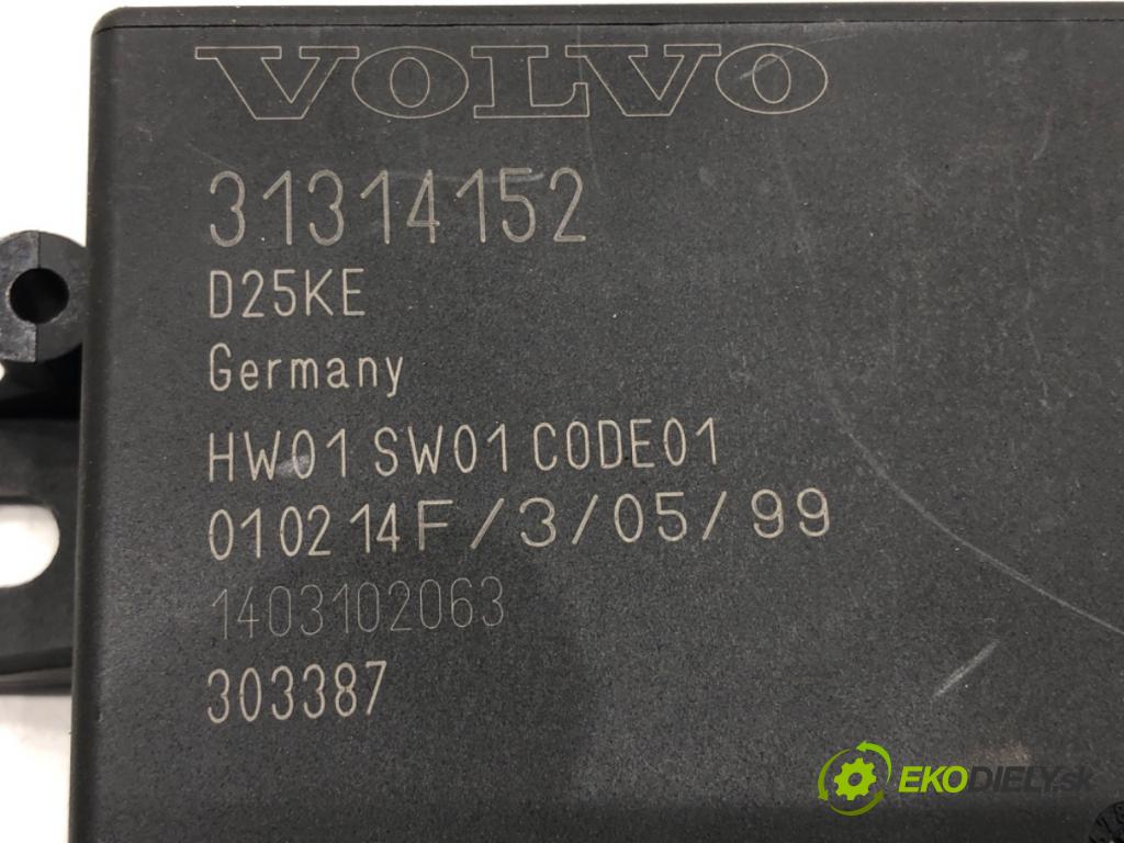 VOLVO XC60 I SUV (156) 2008 - 2017    D5 AWD 158 kW [215 KM] olej napędowy 2011 - 2015  Modul PDC 31314152 (Ostatné)