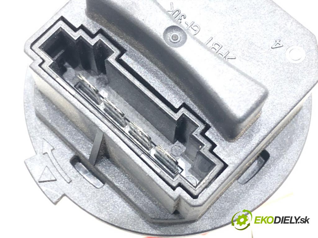 VOLVO XC60 I SUV (156) 2008 - 2017    D5 AWD 158 kW [215 KM] olej napędowy 2011 - 2015  odpor rezistor topení vzduchu F7253002 (Odpory topení)