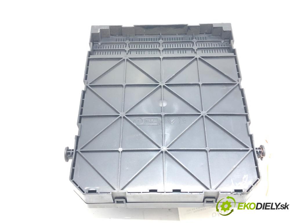 PEUGEOT 207 (WA_, WC_) 2006 - 2015    1.6 HDi 80 kW [109 KM] olej napędowy 2006 - 2013  modul BSI 9659285380 (Pojistkové skříňky)