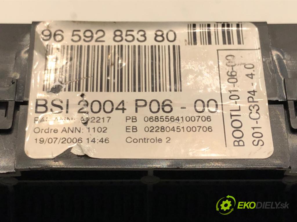 PEUGEOT 207 (WA_, WC_) 2006 - 2015    1.6 HDi 80 kW [109 KM] olej napędowy 2006 - 2013  modul BSI 9659285380 (Pojistkové skříňky)