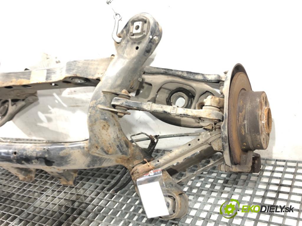 BMW 1 (E87) 2003 - 2013    116 i 90 kW [122 KM] benzyna 2007 - 2011  výztuha zadní část