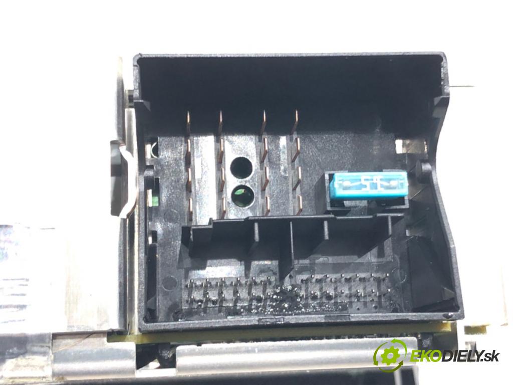 BMW 1 (E87) 2003 - 2013    116 i 90 kW [122 KM] benzyna 2007 - 2011  RADIO 9229241 (Audio zariadenia)