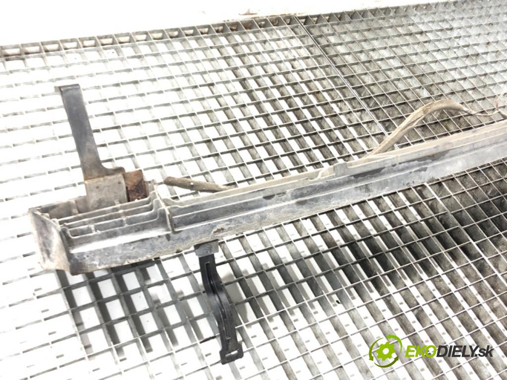 KIA VENGA (YN) 2010 - 2022    1.4 CVVT 66 kW [90 KM] benzyna 2010 - 2022  výztuha nárazníka zadní část 86631-1P000 (Výztuhy zadní)