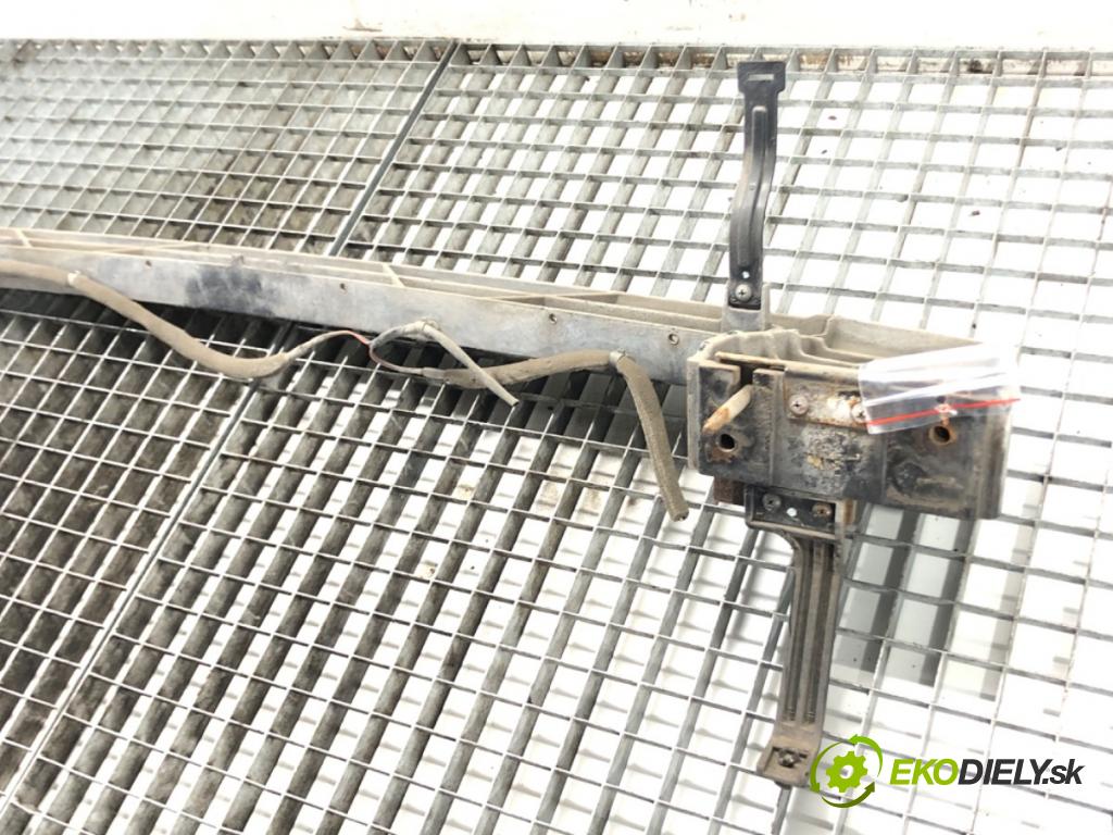 KIA VENGA (YN) 2010 - 2022    1.4 CVVT 66 kW [90 KM] benzyna 2010 - 2022  výztuha nárazníka zadní část 86631-1P000 (Výztuhy zadní)