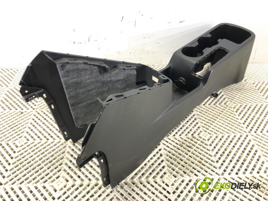 KIA VENGA (YN) 2010 - 2022    1.4 CVVT 66 kW [90 KM] benzyna 2010 - 2022  Tunel stredový  (Stredový tunel / panel)