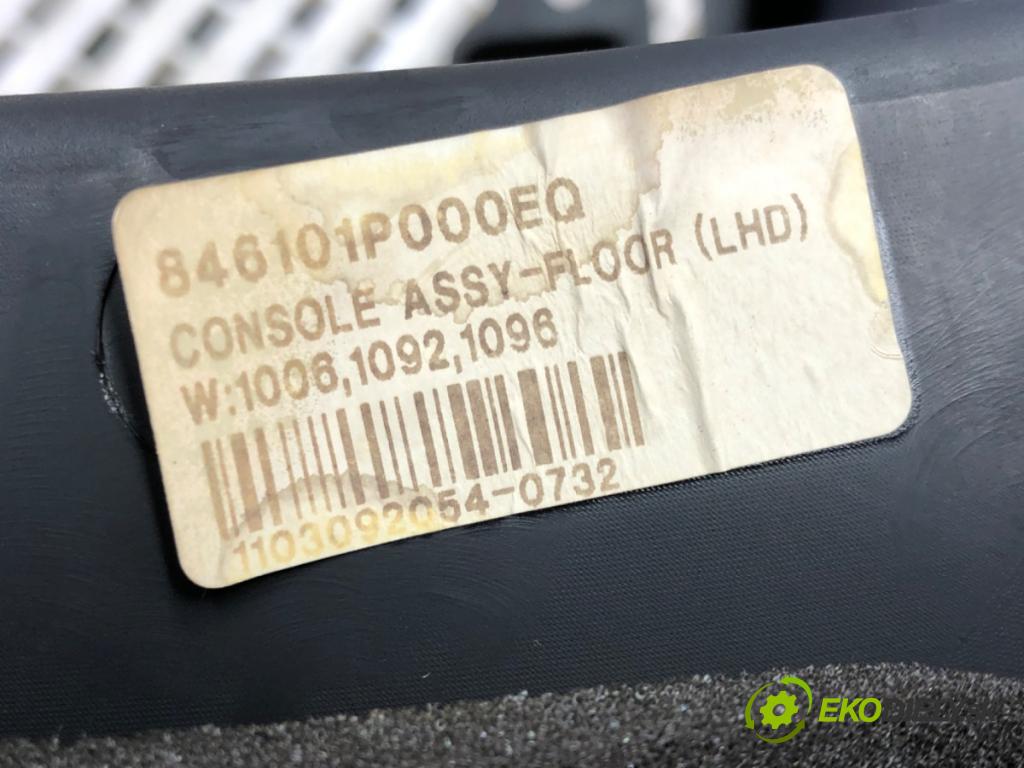 KIA VENGA (YN) 2010 - 2022    1.4 CVVT 66 kW [90 KM] benzyna 2010 - 2022  Tunel stredový  (Stredový tunel / panel)