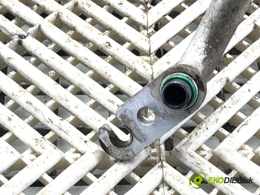 KIA VENGA (YN) 2010 - 2022    1.4 CVVT 66 kW [90 KM] benzyna 2010 - 2022  rúrka klimatizácie  (Rúrky klimatizácie)