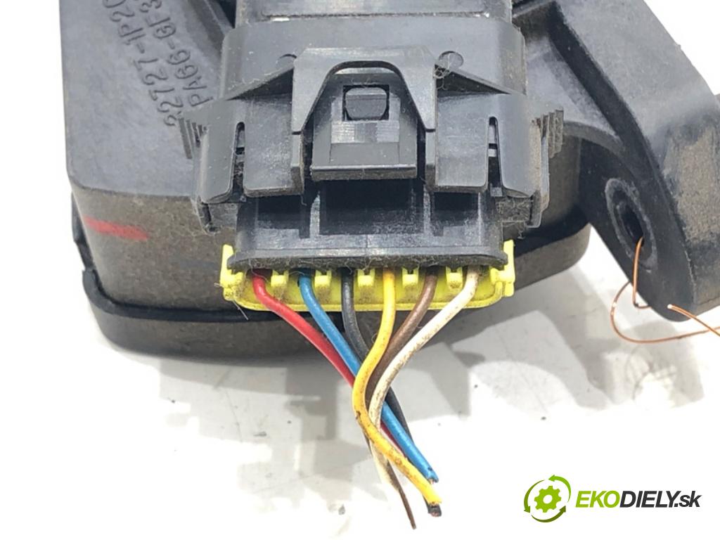 KIA VENGA (YN) 2010 - 2022    1.4 CVVT 66 kW [90 KM] benzyna 2010 - 2022  Potenciometer plynu 32727-1P200 (Pedále)