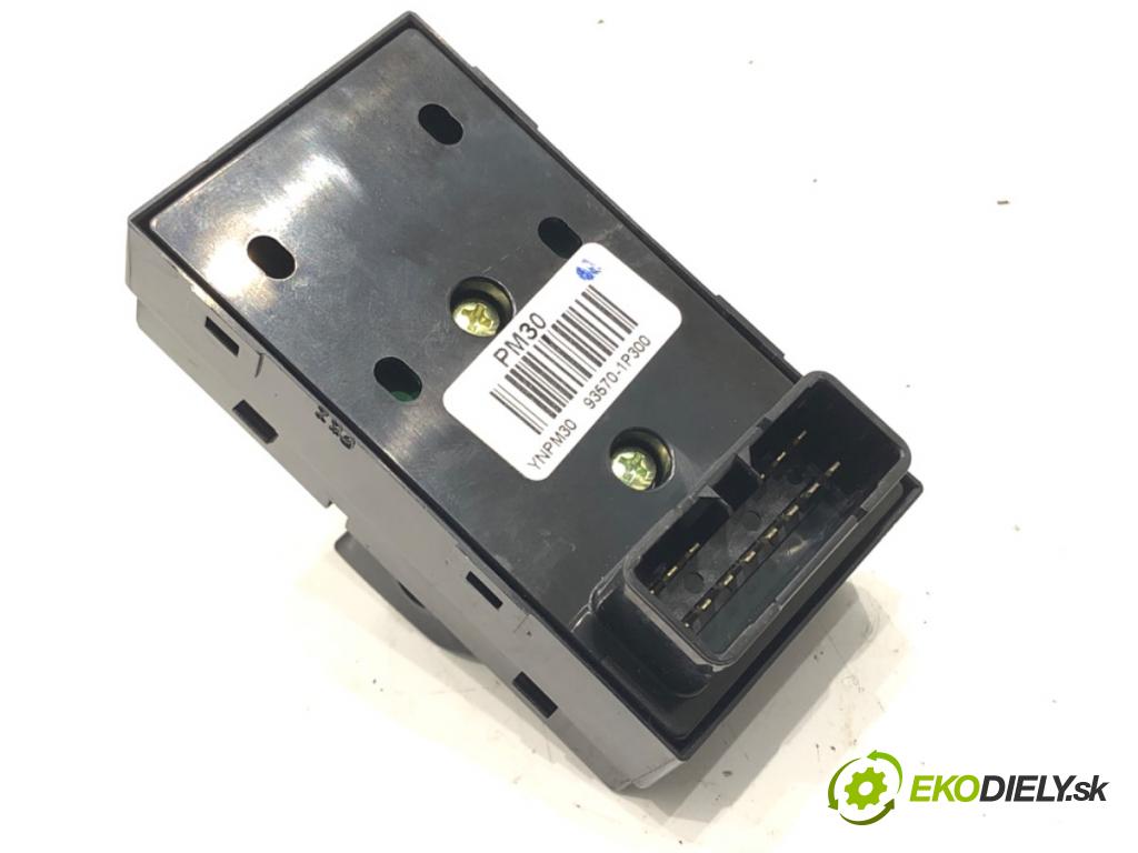 KIA VENGA (YN) 2010 - 2022    1.4 CVVT 66 kW [90 KM] benzyna 2010 - 2022  modul BSI 91950-1J011 (Pojistkové skříňky)
