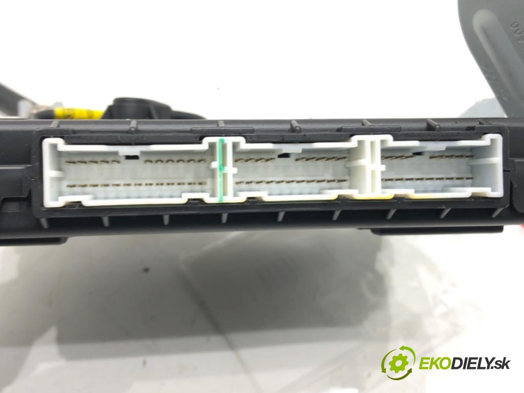 KIA VENGA (YN) 2010 - 2022    1.4 CVVT 66 kW [90 KM] benzyna 2010 - 2022  Modul BCM 95400-1P201 (Ostatné)