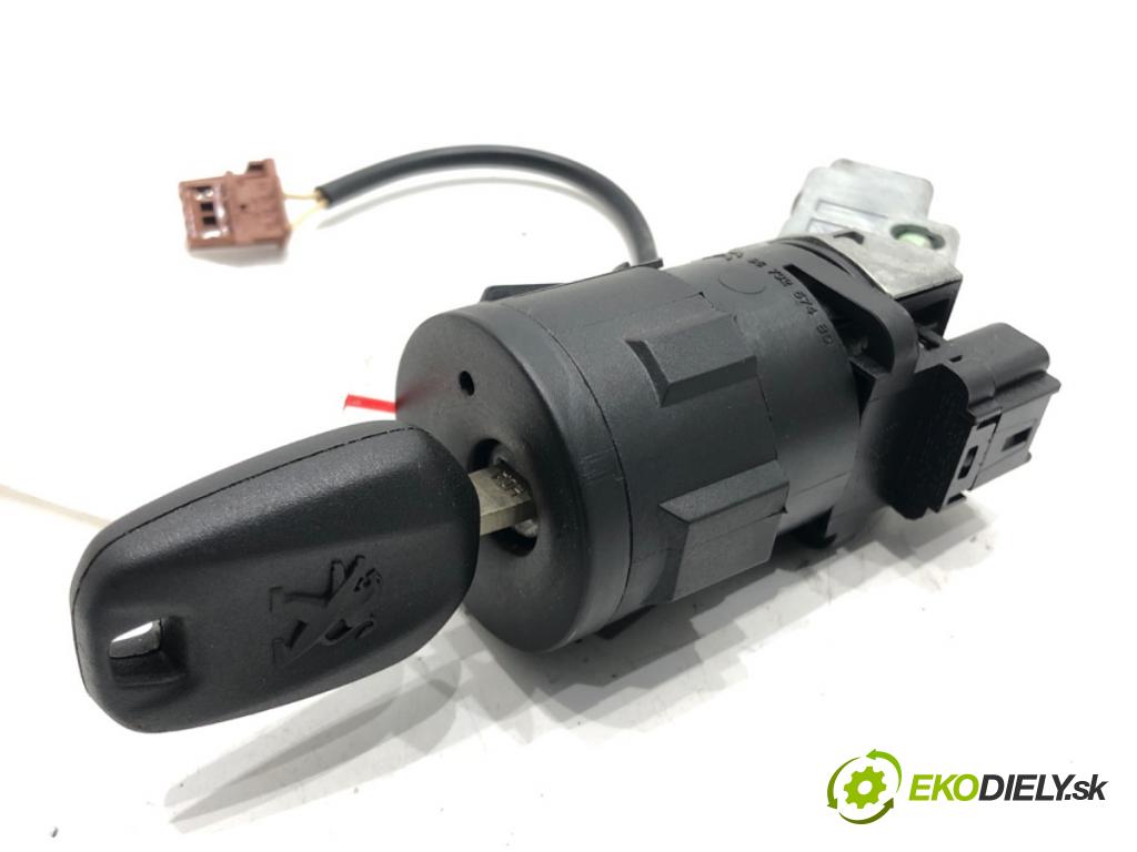 PEUGEOT 208 I (CA_, CC_) 2012 - 2022    1.6 BlueHDi 100 73 kW [100 KM] olej napędowy 2015 - 2022  spinačka 9663123380 (Spínacie skrinky a kľúče)