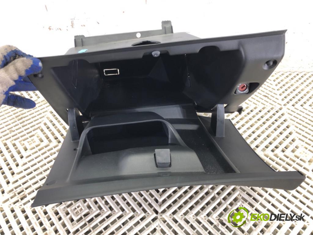 PEUGEOT 208 I (CA_, CC_) 2012 - 2022    1.6 BlueHDi 100 73 kW [100 KM] olej napędowy 2015 - 2022  Priehradka, kastlík spolujazdca  (Priehradky, kastlíky)