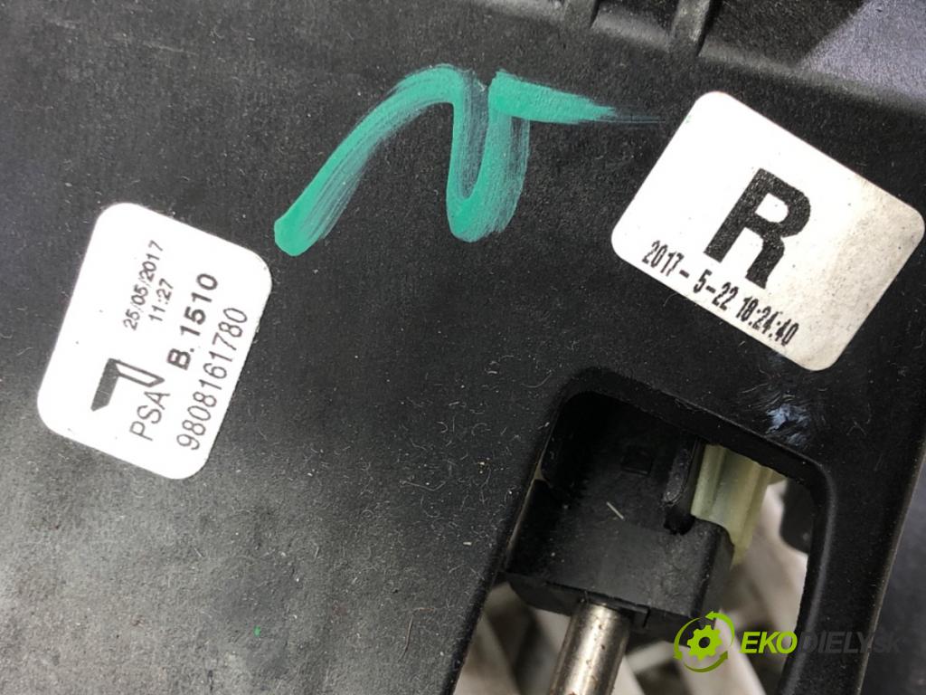 PEUGEOT 208 I (CA_, CC_) 2012 - 2022    1.6 BlueHDi 100 73 kW [100 KM] olej napędowy 2015 - 2022  Kulisa 9808161780 (Rýchlostné páky / kulisy)