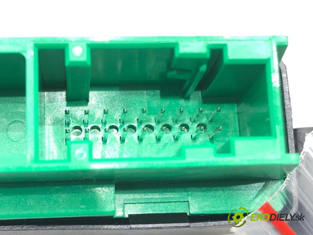 PEUGEOT 208 I (CA_, CC_) 2012 - 2022    1.6 BlueHDi 100 73 kW [100 KM] olej napędowy 2015 - 2022  Modul PDC 9819343480 (Ostatné)