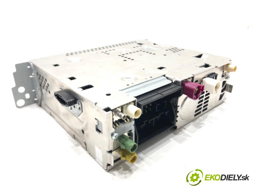 BMW 3 (F30, F80) 2011 - 2018    318 i 100 kW [136 KM] benzyna 2015 - 2018  RADIO 8798026 (Audio zariadenia)