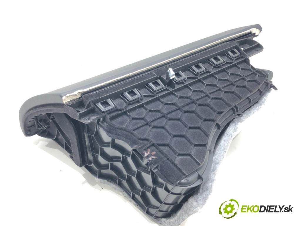 BMW 3 (F30, F80) 2011 - 2018    318 i 100 kW [136 KM] benzyna 2015 - 2018  Priehradka, kastlík spolujazdca  (Priehradky, kastlíky)