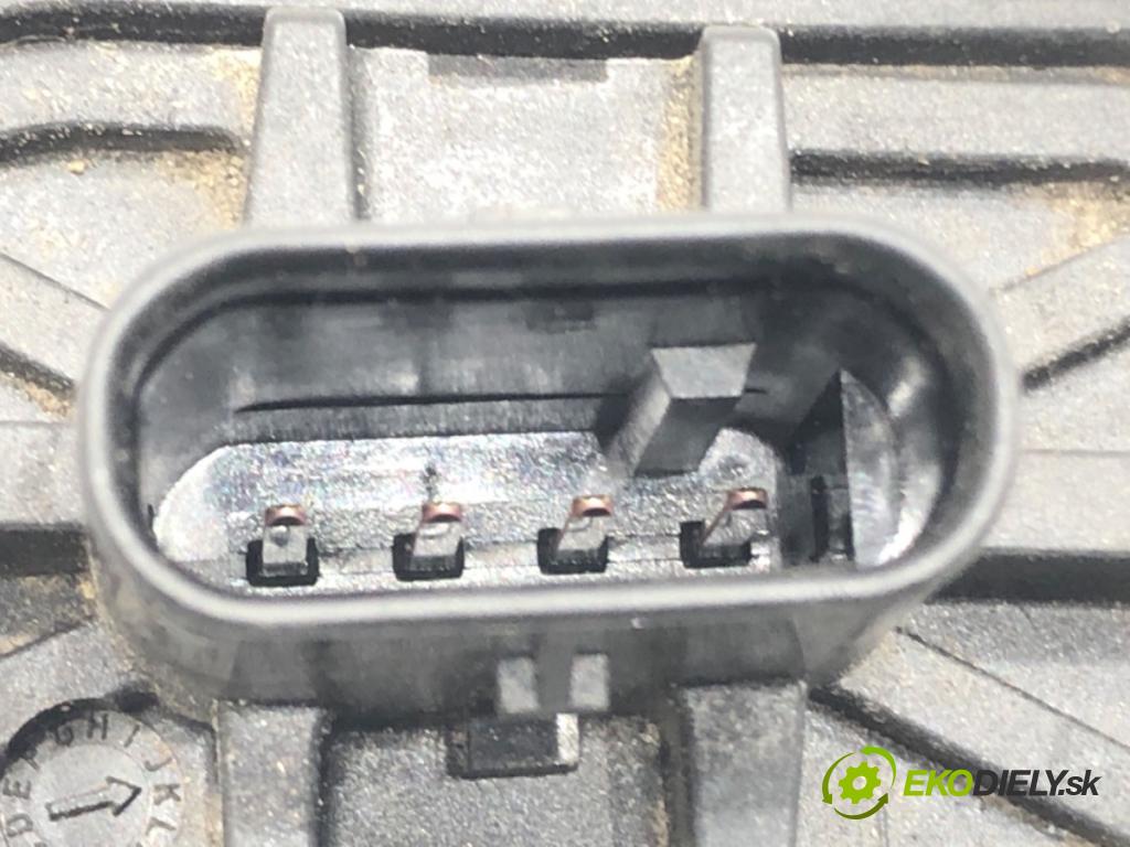 BMW 3 (F30, F80) 2011 - 2018    318 i 100 kW [136 KM] benzyna 2015 - 2018  Váha vzduchu 7602038 (Váhy vzduchu)