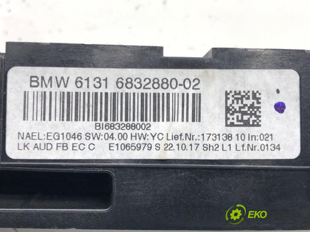 BMW 3 (F30, F80) 2011 - 2018    318 i 100 kW [136 KM] benzyna 2015 - 2018  Panel ovládania radia 6832880 (Prepínače, spínače, tlačidlá a ovládače kúrenia)