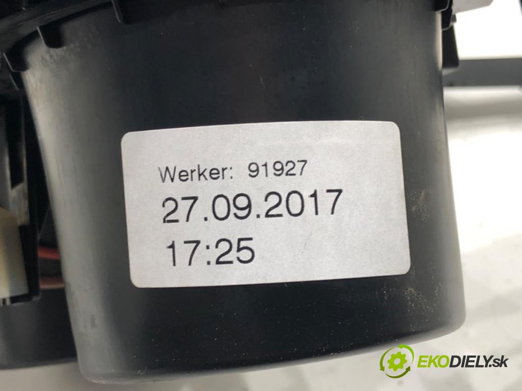 BMW 3 (F30, F80) 2011 - 2018    318 i 100 kW [136 KM] benzyna 2015 - 2018  Držiak na nápoje 9323675 (Úchyty, držiaky na nápoje)