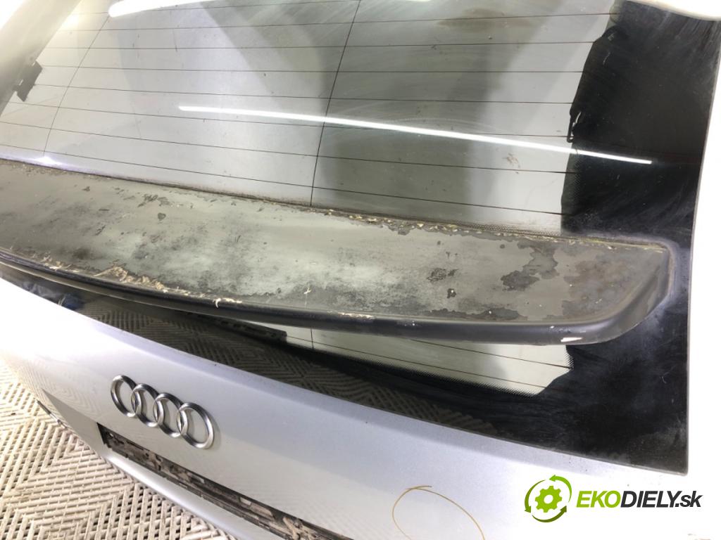 AUDI A2 liftback 2000 55 kW 1.4 1390 kapota zad