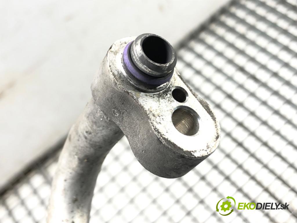 AUDI A2 (8Z0) 2000 - 2005    1.4 55 kW [75 KM] benzyna 2000 - 2005  rúrka klimatizácie 8Z0260701M (Rúrky klimatizácie)