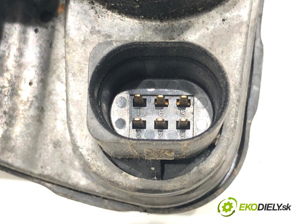 AUDI A2 (8Z0) 2000 - 2005    1.4 55 kW [75 KM] benzyna 2000 - 2005  Škrtiaca klapka 036133062B (Škrtiace klapky)