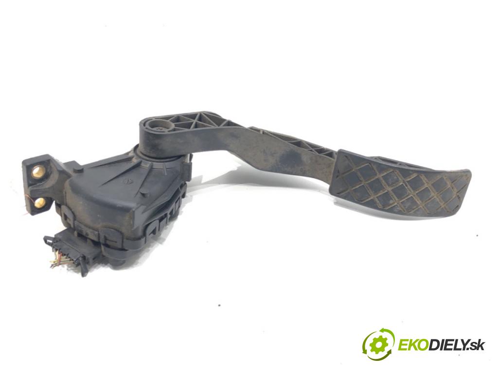 AUDI A2 (8Z0) 2000 - 2005    1.4 55 kW [75 KM] benzyna 2000 - 2005  Potenciometer plynu 8Z1721523 (Pedále)