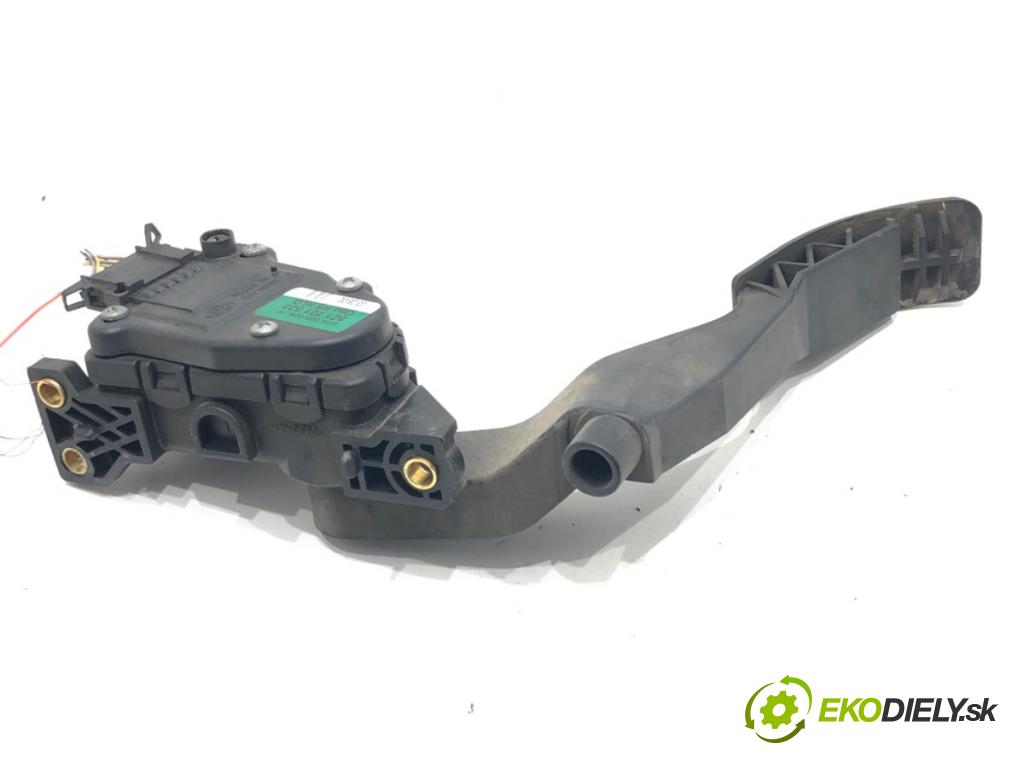 AUDI A2 (8Z0) 2000 - 2005    1.4 55 kW [75 KM] benzyna 2000 - 2005  Potenciometer plynu 8Z1721523 (Pedále)