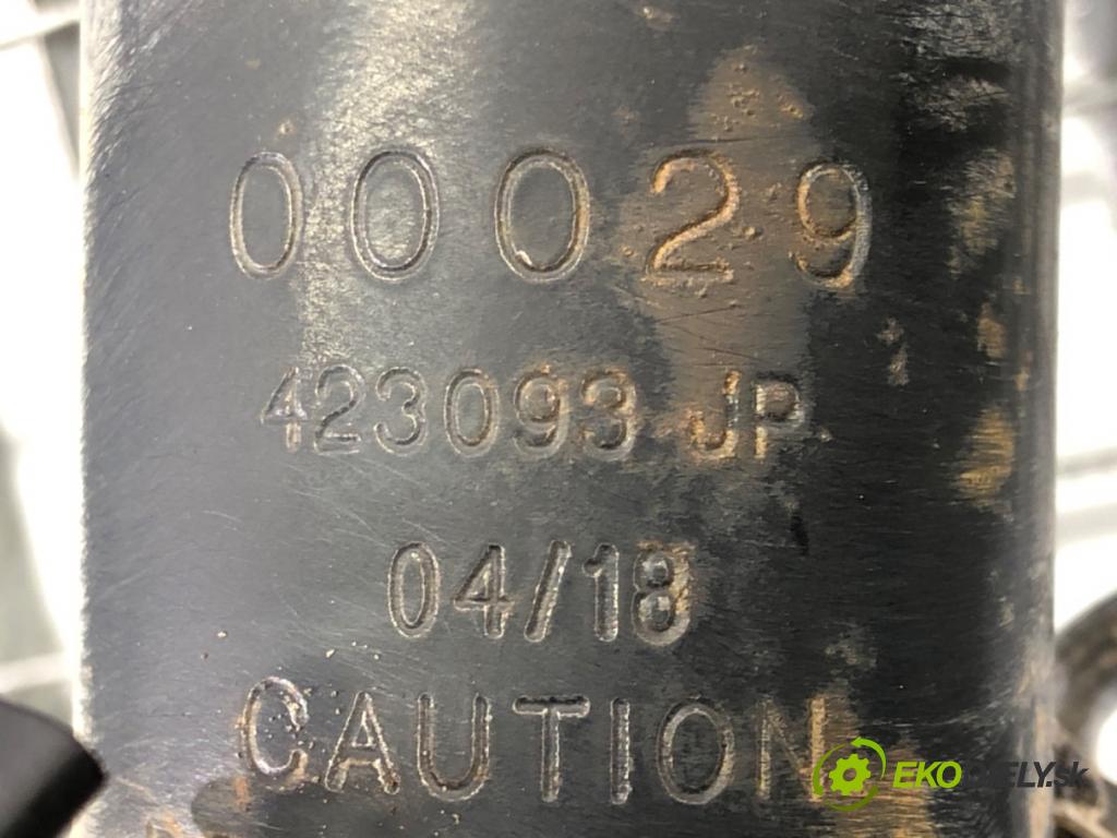 AUDI A2 (8Z0) 2000 - 2005    1.4 55 kW [75 KM] benzyna 2000 - 2005  Tlmič ľavy predný ZE