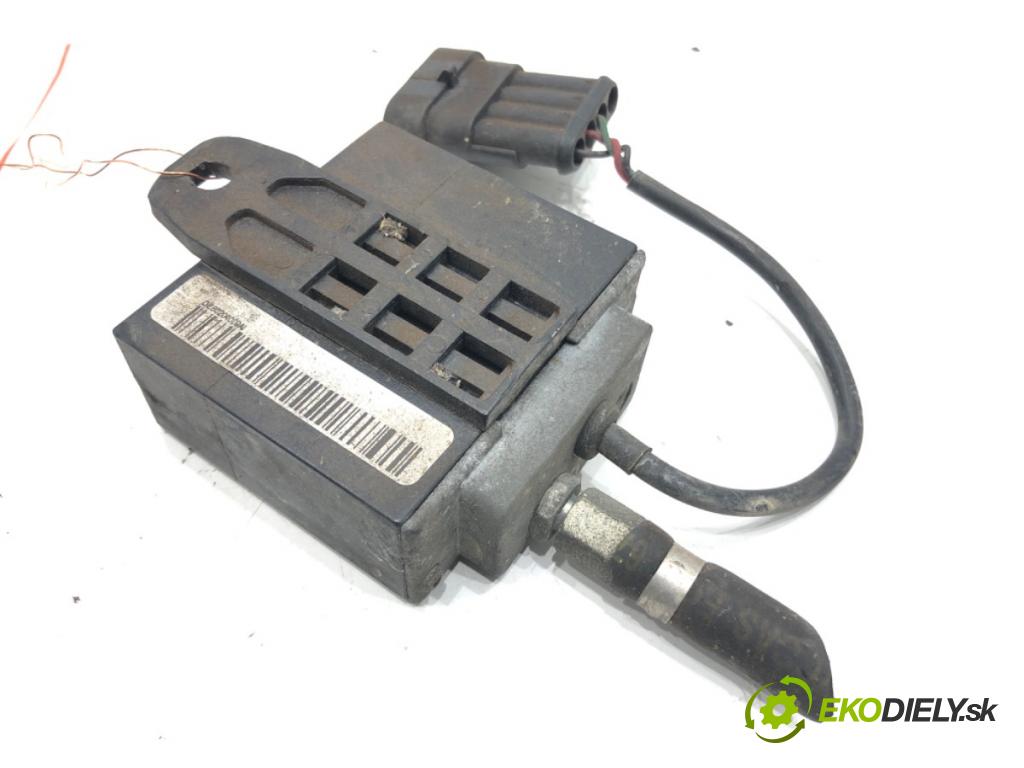 AUDI A2 (8Z0) 2000 - 2005    1.4 55 kW [75 KM] benzyna 2000 - 2005  snímač tlaku LPG 67R-010036
