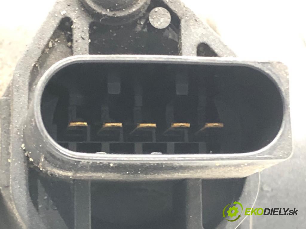 AUDI A4 B7 Avant (8ED) 2004 - 2008    1.8 T 120 kW [163 KM] benzyna 2004 - 2008  Váha vzduchu 06A906461L (Váhy vzduchu)