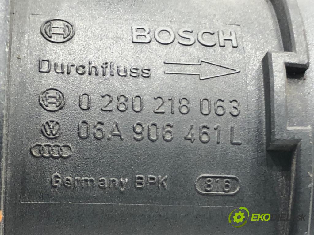 AUDI A4 B7 Avant (8ED) 2004 - 2008    1.8 T 120 kW [163 KM] benzyna 2004 - 2008  Váha vzduchu 06A906461L (Váhy vzduchu)