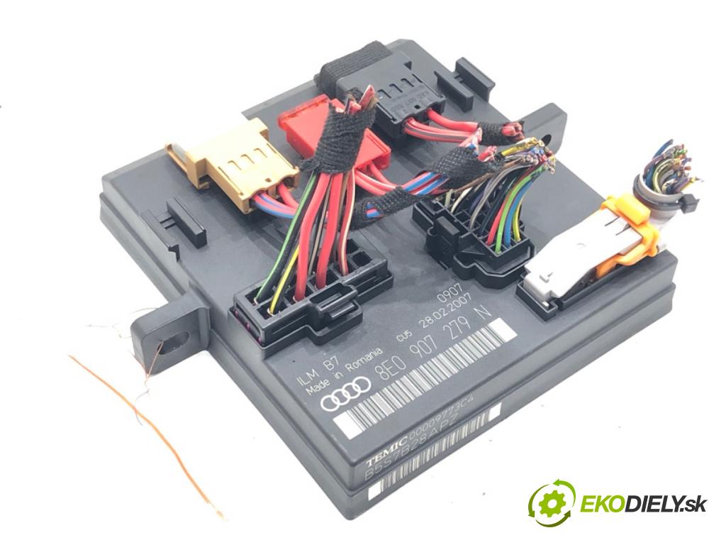 AUDI A4 B7 Avant (8ED) 2004 - 2008    1.8 T 120 kW [163 KM] benzyna 2004 - 2008  Modul svetiel 8E0907279N (Ostatné)