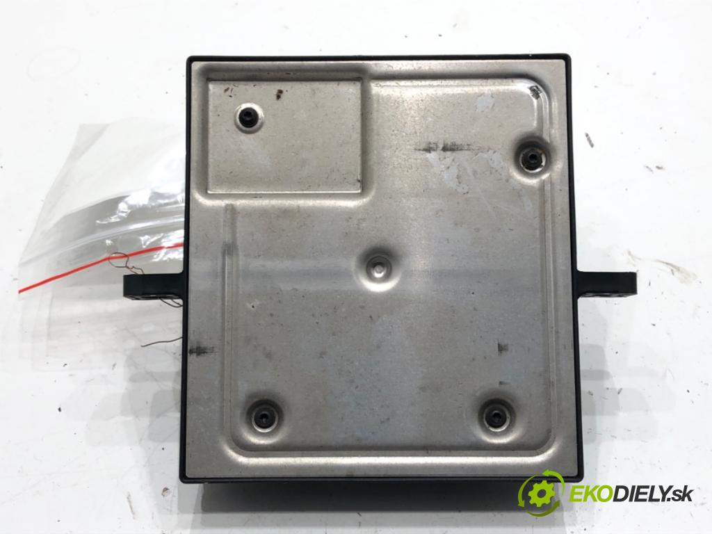 AUDI A4 B7 Avant (8ED) 2004 - 2008    1.8 T 120 kW [163 KM] benzyna 2004 - 2008  Modul svetiel 8E0907279N (Ostatné)