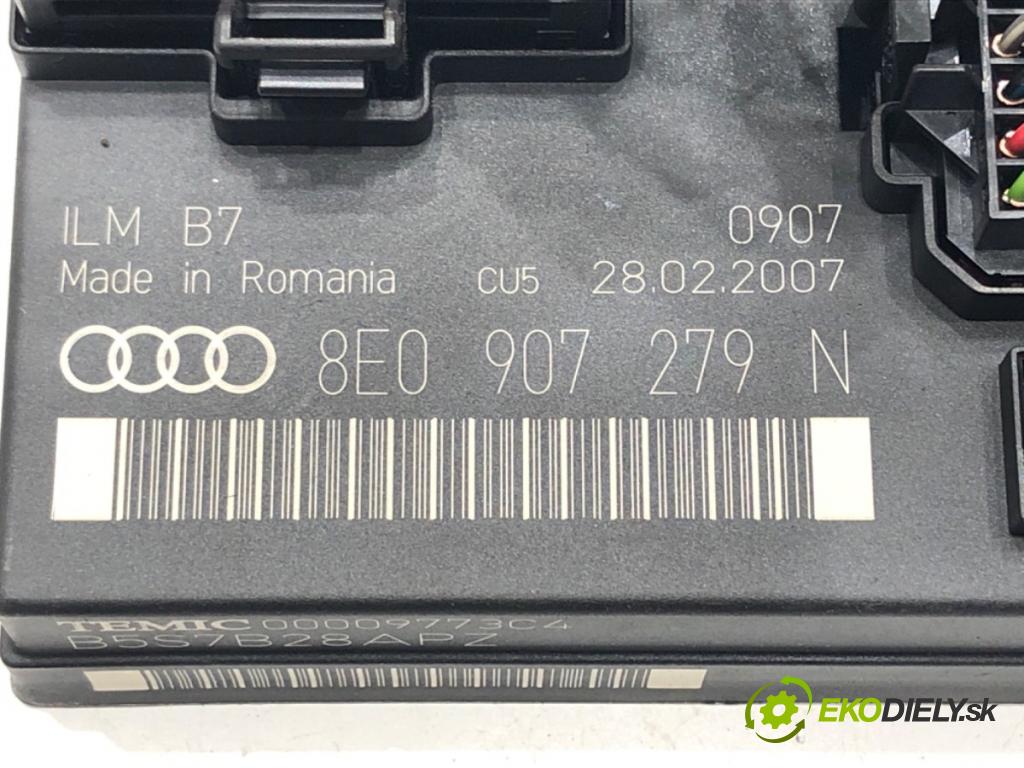 AUDI A4 B7 Avant (8ED) 2004 - 2008    1.8 T 120 kW [163 KM] benzyna 2004 - 2008  Modul svetiel 8E0907279N (Ostatné)