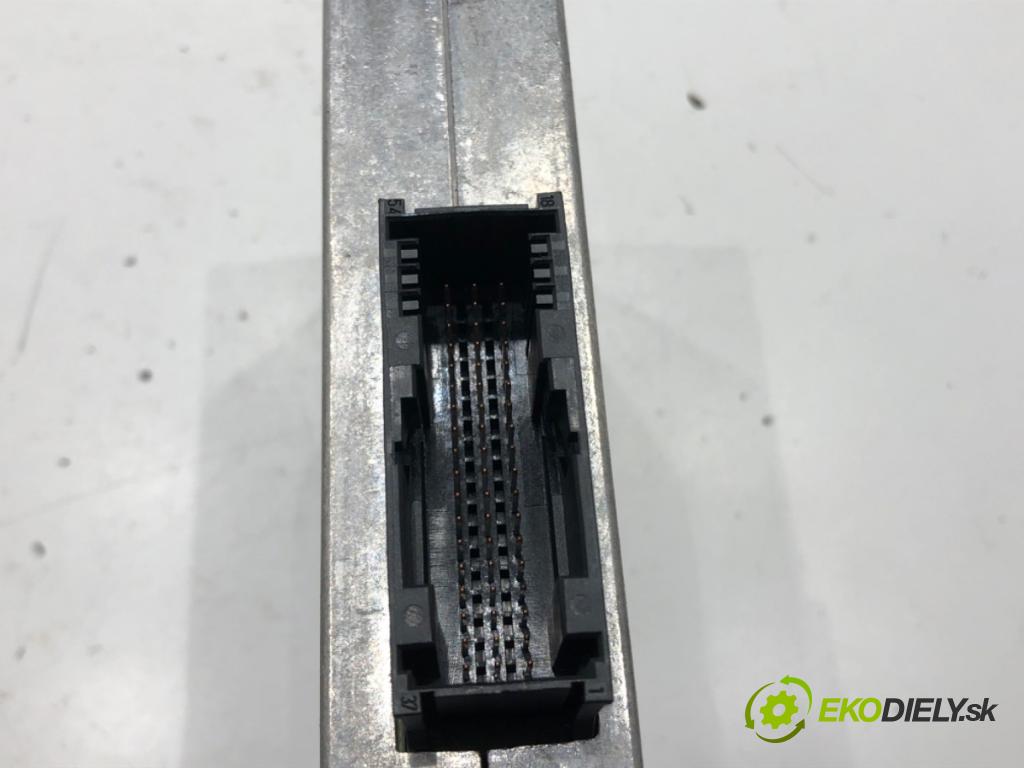 AUDI A4 B7 Avant (8ED) 2004 - 2008    1.8 T 120 kW [163 KM] benzyna 2004 - 2008  Modul BLUETOOTH 8P0862335H (Ostatné)