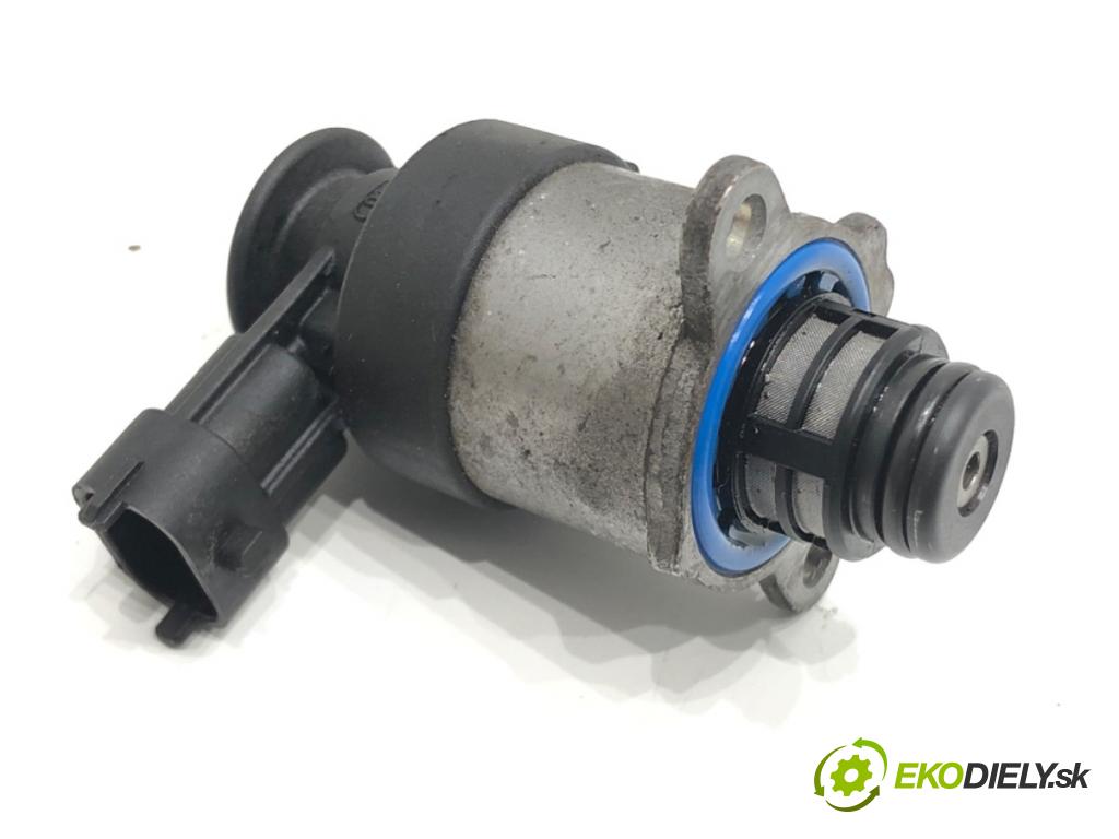 VOLVO XC60 I SUV (156) 2008 - 2017    D5 AWD 158 kW [215 KM] olej napędowy 2011 - 2015  Regulátor tlaku paliva 0928400707 (Ostatné)