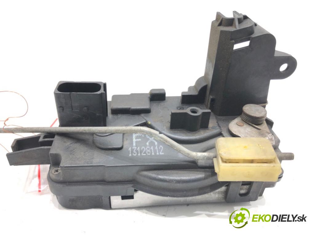OPEL ASTRA H (A04) 2004 - 2014    1.7 CDTI (L48) 74 kW [100 KM] olej napędowy 2004 - 2010  zámok dveře pravý přední část 13128112