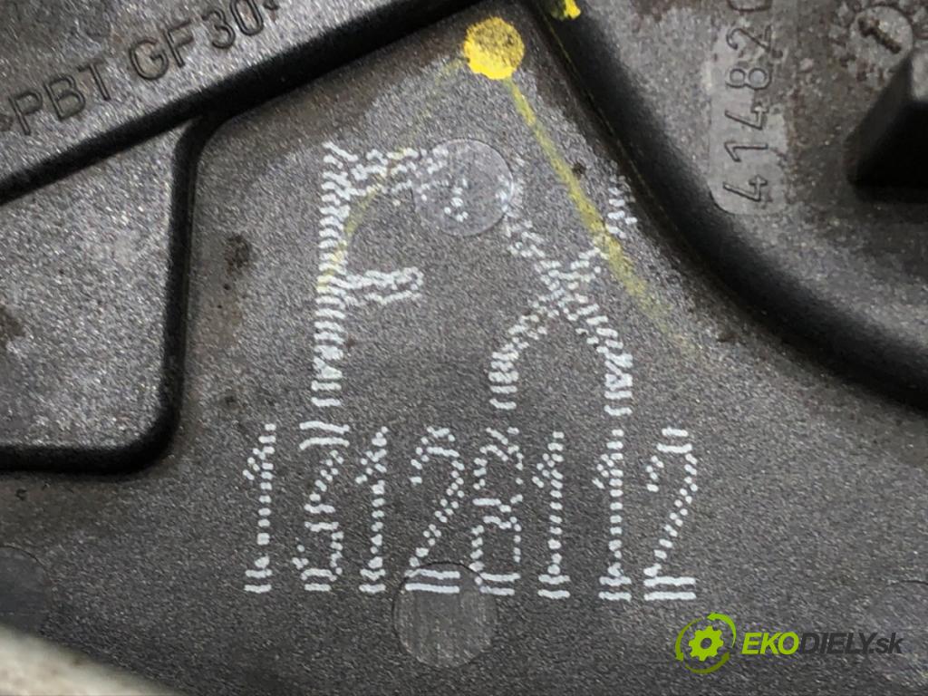 OPEL ASTRA H (A04) 2004 - 2014    1.7 CDTI (L48) 74 kW [100 KM] olej napędowy 2004 - 2010  zámok dveře pravý přední část 13128112