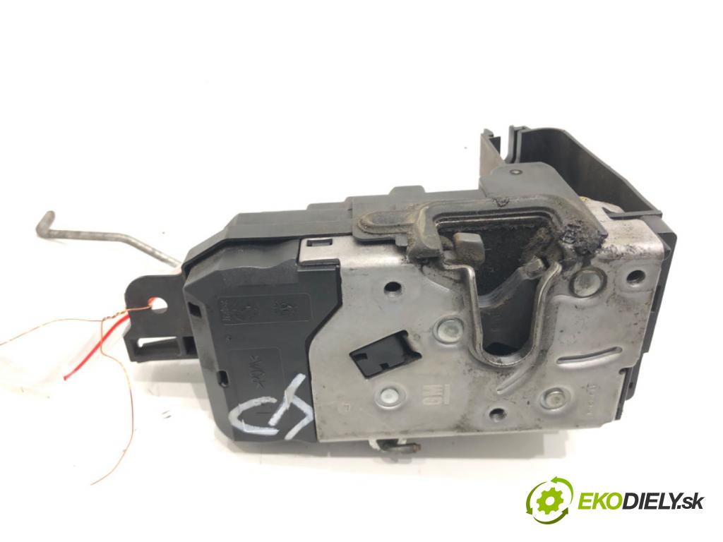 OPEL ASTRA H (A04) 2004 - 2014    1.7 CDTI (L48) 74 kW [100 KM] olej napędowy 2004 - 2010  zámok dveře levý přední část 13128111