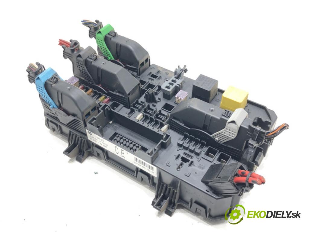 OPEL ASTRA H (A04) 2004 - 2014    1.7 CDTI (L48) 74 kW [100 KM] olej napędowy 2004 - 2010  modul BSI 13145018 (Pojistkové skříňky)