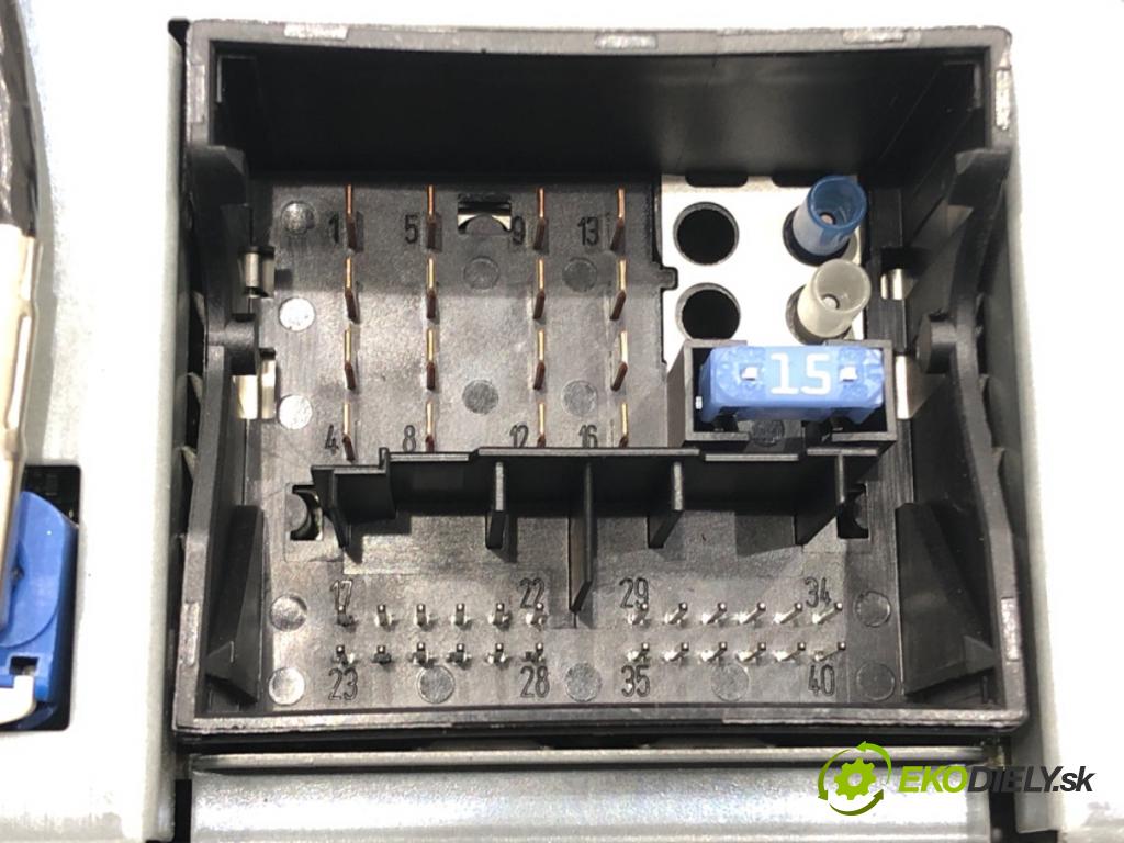 BMW 5 Touring (F11) 2009 - 2017    520 d 135 kW [184 KM] olej napędowy 2010 - 2014  RADIO 9289247 (Audio zariadenia)