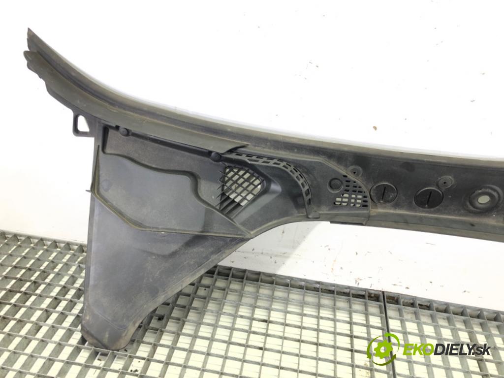 BMW 5 Touring (F11) 2009 - 2017    520 d 135 kW [184 KM] olej napędowy 2010 - 2014  Torpédo, plast pod čelné okno 7216977 (Torpéda)