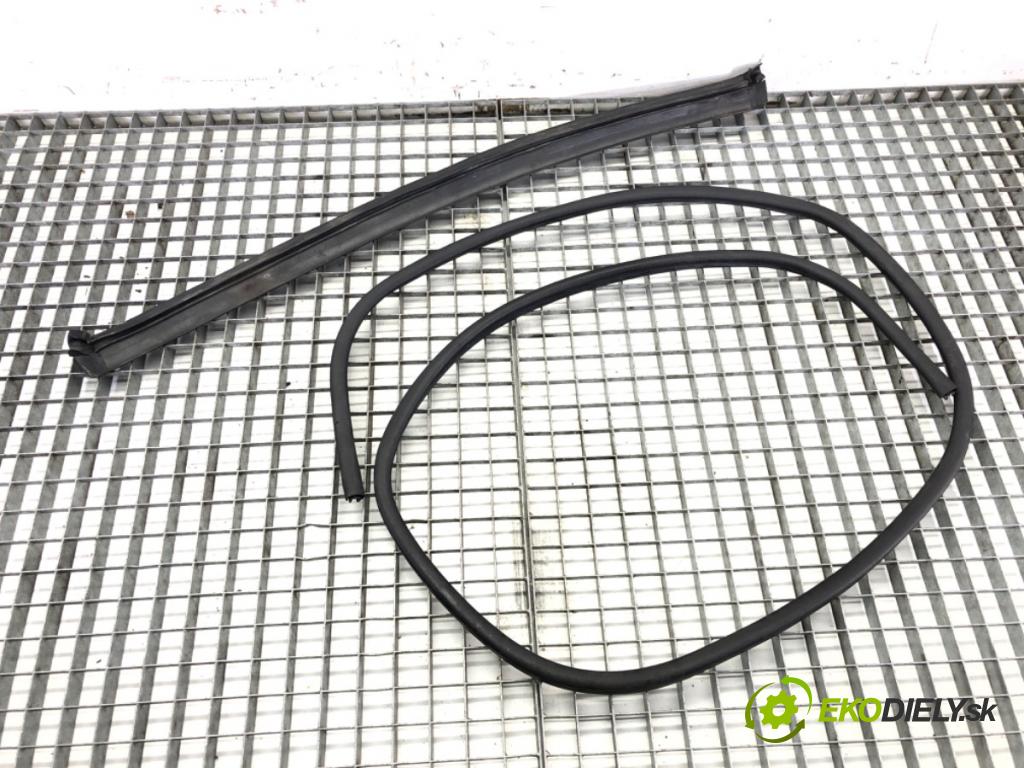 BMW 5 Touring (F11) 2009 - 2017    520 d 135 kW [184 KM] olej napędowy 2010 - 2014  Torpédo, plast pod čelné okno 7216977 (Torpéda)