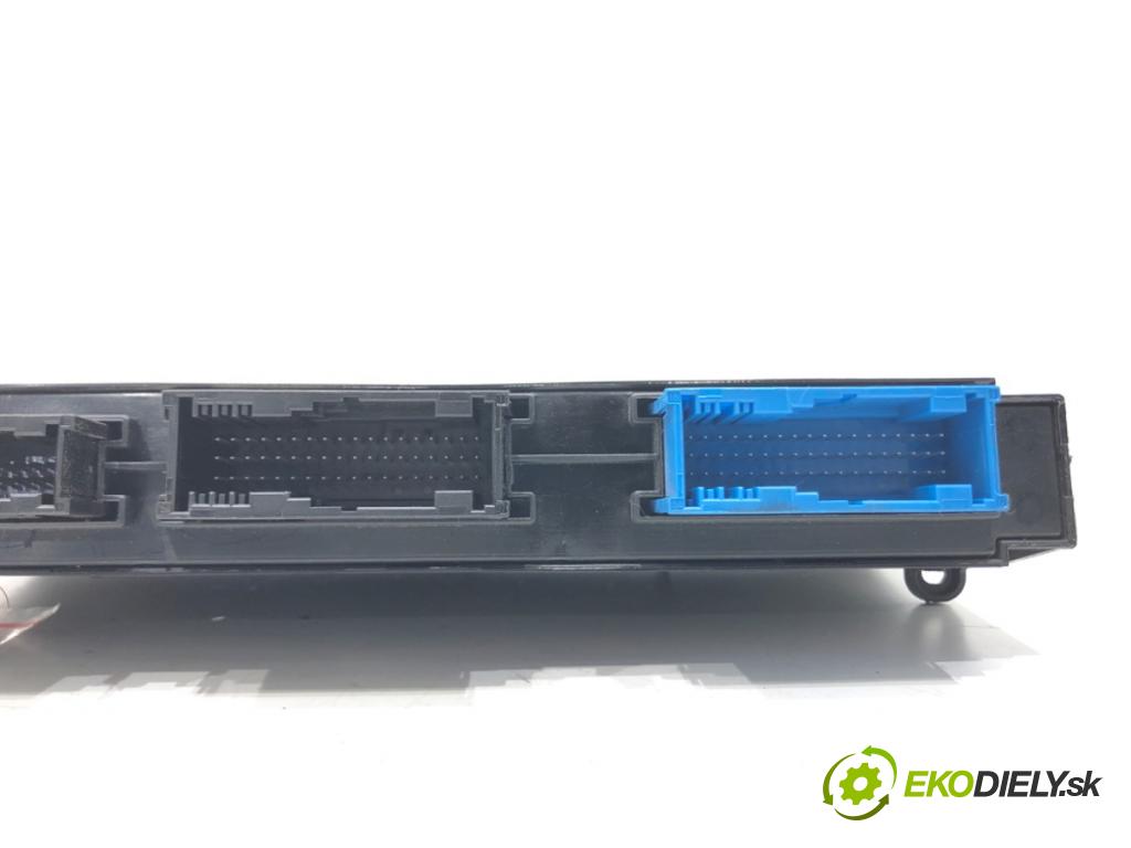 BMW 5 Touring (F11) 2009 - 2017    520 d 135 kW [184 KM] olej napędowy 2010 - 2014  Modul komfortu 9284284 (Moduly komfortu)