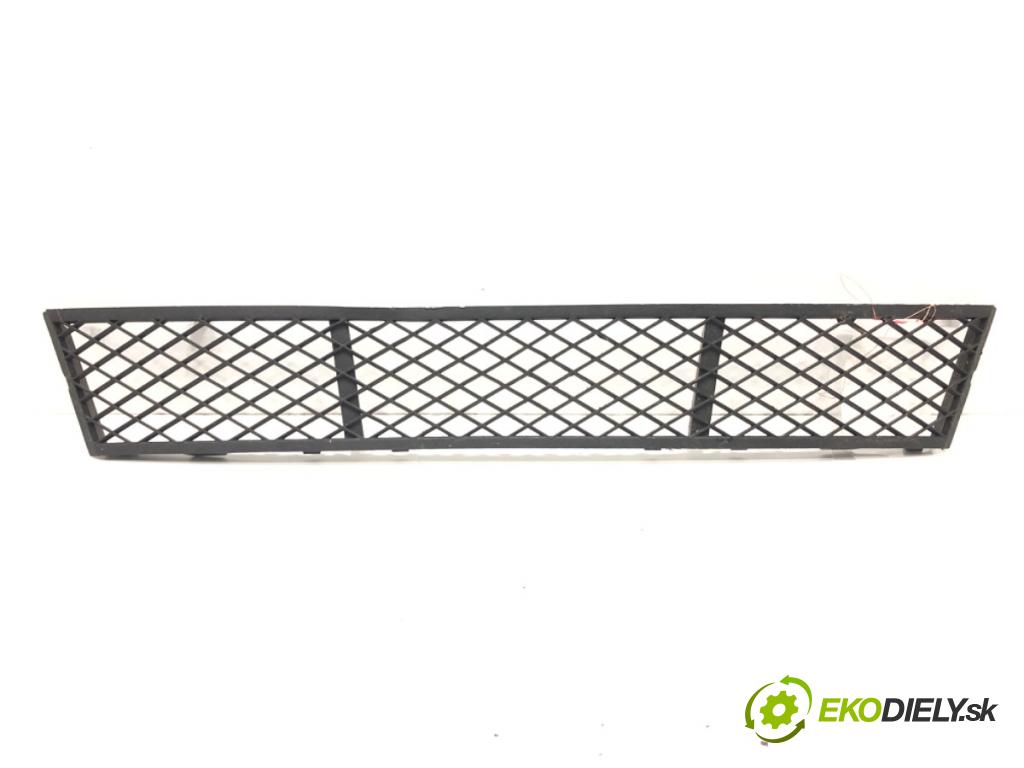 BMW 5 Touring (F11) 2009 - 2017    520 d 135 kW [184 KM] olej napędowy 2010 - 2014  mří nárazníka přední část  (Mřížky (masky) chladičů)