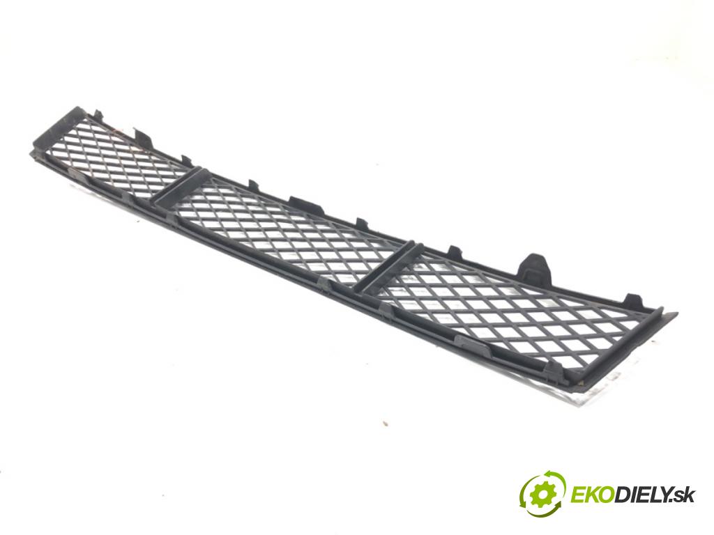 BMW 5 Touring (F11) 2009 - 2017    520 d 135 kW [184 KM] olej napędowy 2010 - 2014  mří nárazníka přední část  (Mřížky (masky) chladičů)