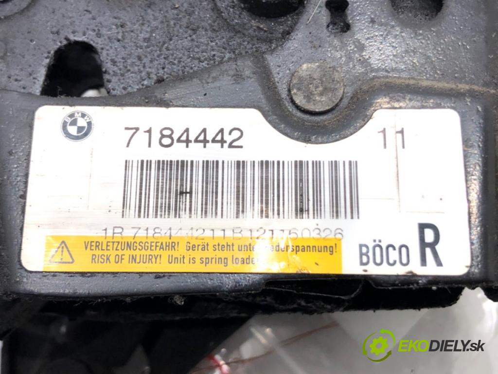 BMW 5 Touring (F11) 2009 - 2017    520 d 135 kW [184 KM] olej napędowy 2010 - 2014  zámok kapoty pravý 7184442